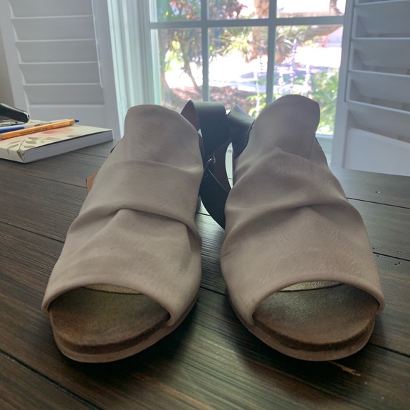 Rebel Linden Chunky Heel Open Back Sandal - Picture 3 of 8